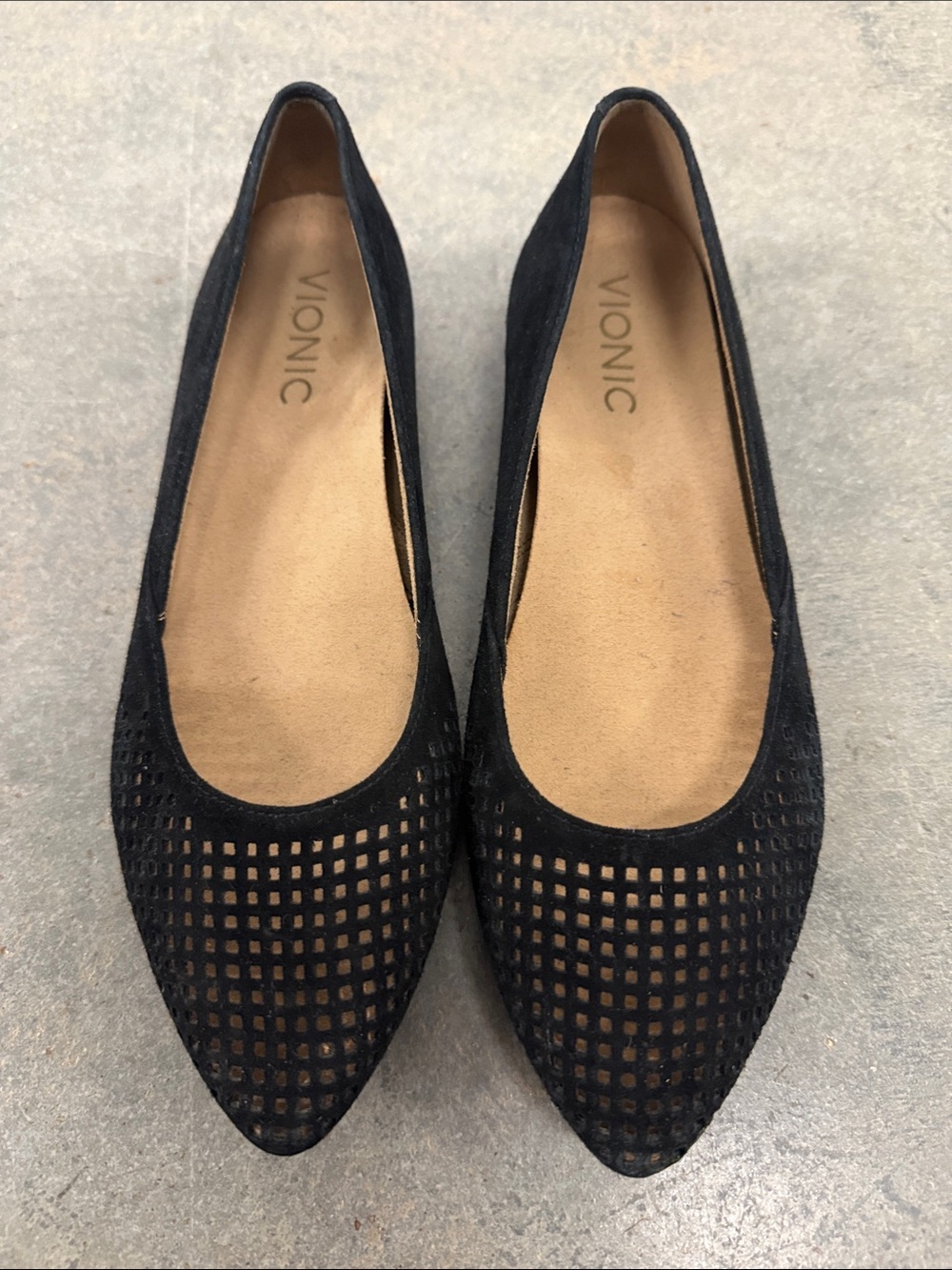 Vionic Black Perforated Pointed-Toe Flats